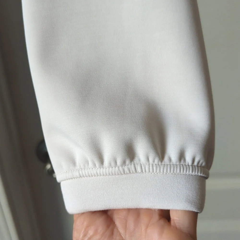 NWOT!! Lululemon Softstreme Full Zip Hoodie - Light Ivory - Size 8 - Picture 6 of 8